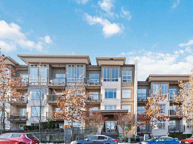 Condo for sale in Surrey, British Columbia