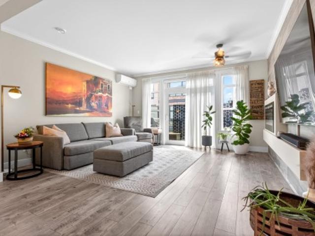 Townhouse for sale in Surrey Centre, Surrey
