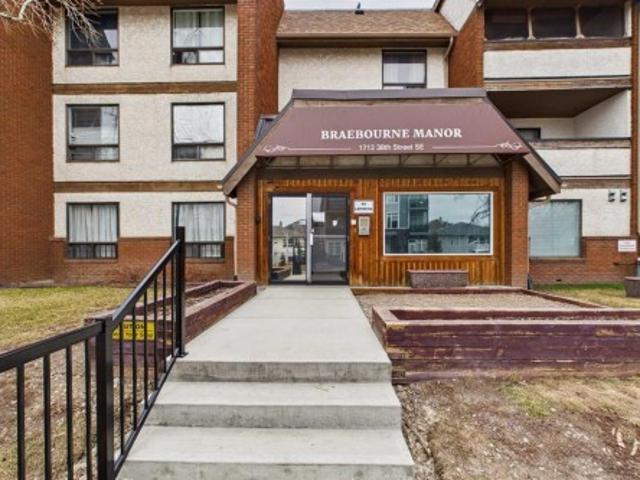 Condo for sale in Northwest, Alberta