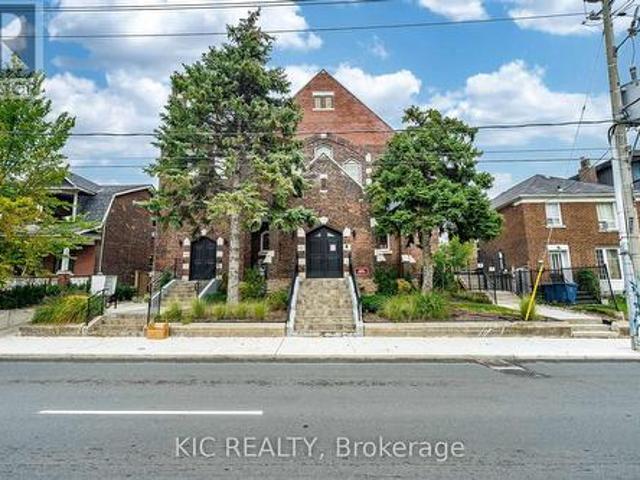 Condo for sale in Davenport, Toronto