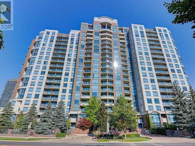 Townhouse for sale in Willowdale, Toronto