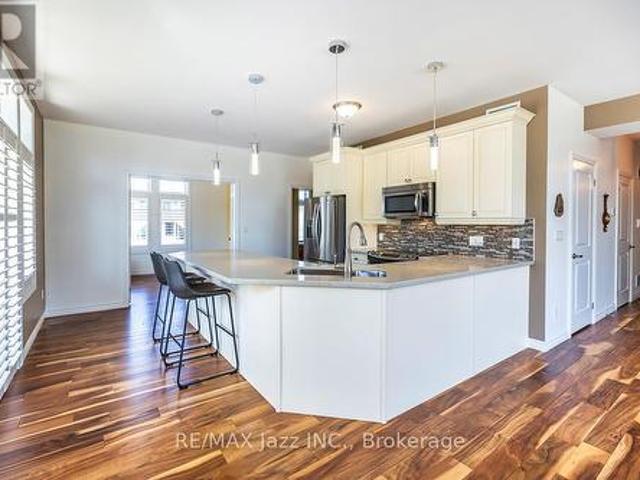 Condo for sale in Kawartha Lakes, Ontario