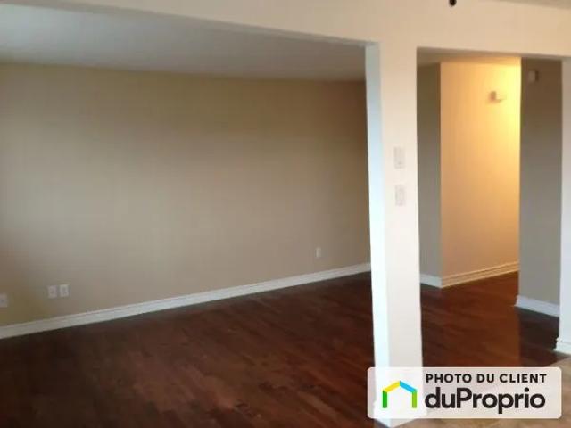 Apartment for rent in Laval-des-Rapides, Laval (région administrative)