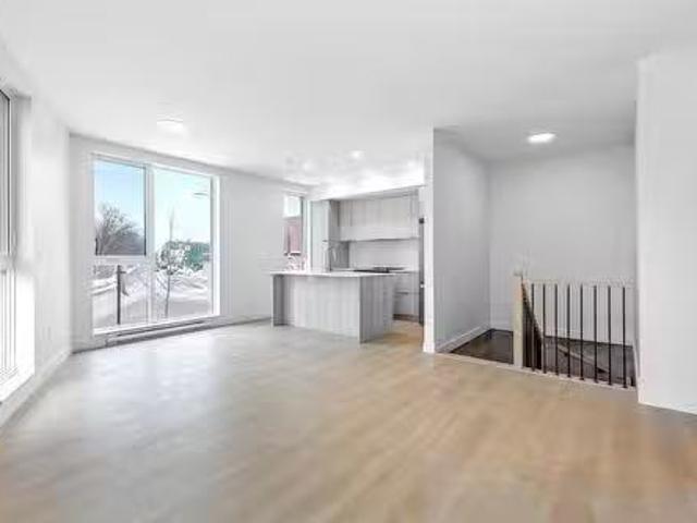 Apartment for rent in St. Leonard's, Quebec