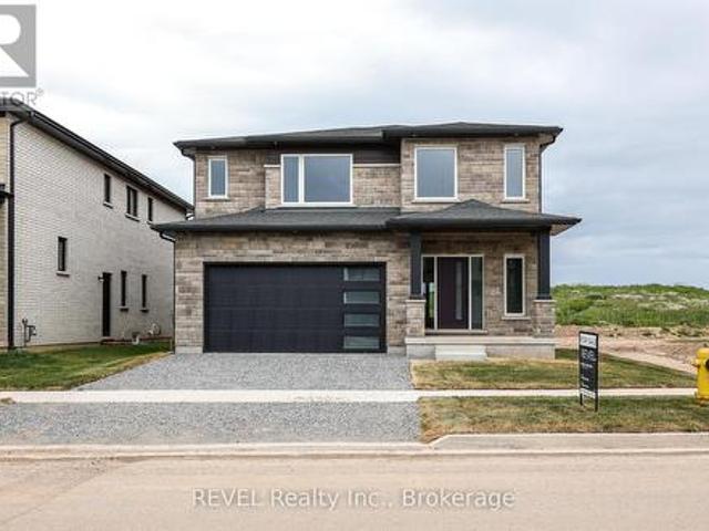 House for sale in Niagara, Ontario