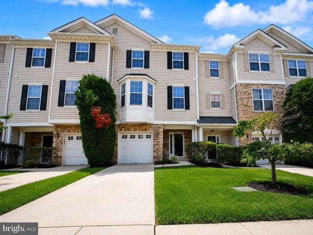 Townhouse for sale in Mount Royal, East Greenwich Township