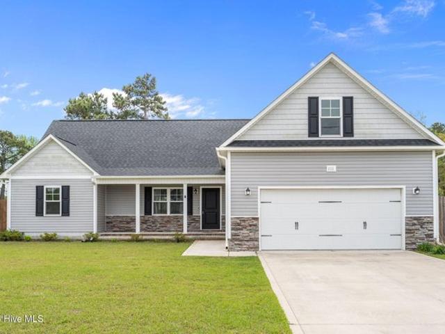 House for sale in Holly Ridge, North Carolina