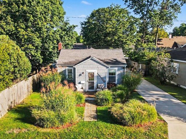 House for sale in Indian Grove, South Haven