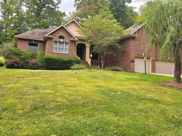 House for sale in Daniels, West Virginia