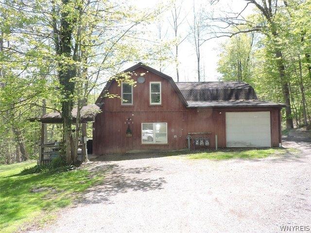 House for sale in Orchard Park, New York