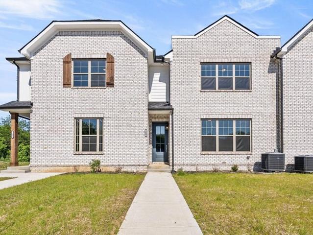 Townhouse for sale in Georgetown, Kentucky