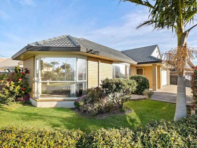 House for sale in Howick, Oroua County