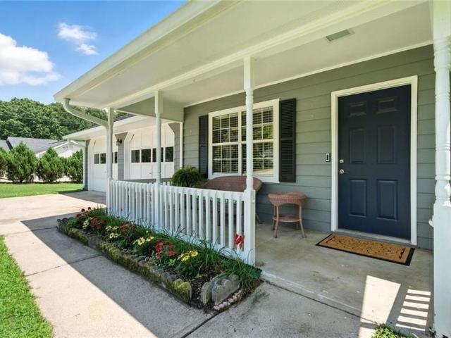 House for sale in Grayson, Gwinnett County