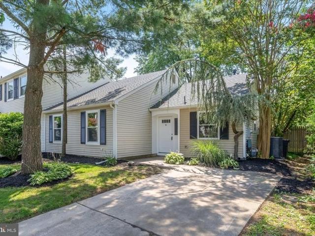 Townhouse for sale in Wenonah, New Jersey