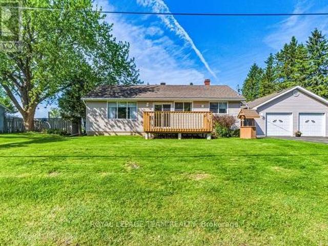 House for sale in Renfrew, Ontario