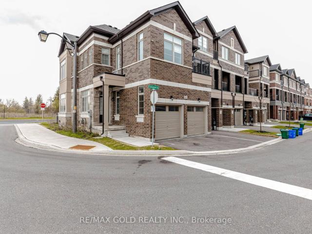 Townhouse for sale in Woburn, Ontario