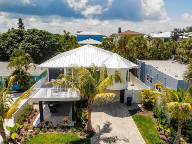 House for sale in Anna Maria, Florida