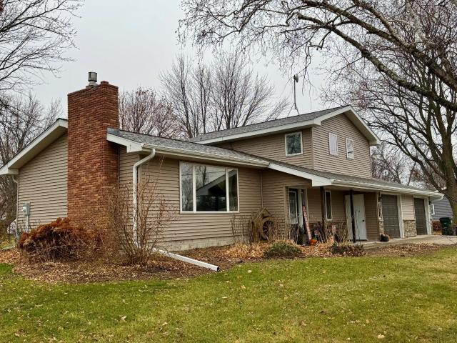House for sale in Bird Island, Minnesota