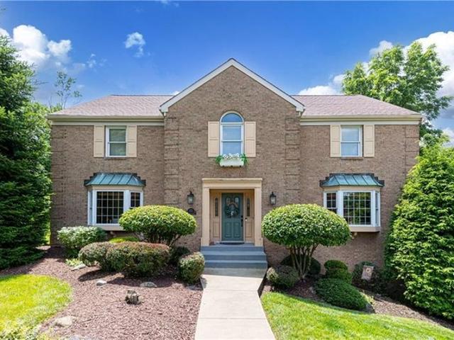 House for sale in Canonsburg, Pennsylvania