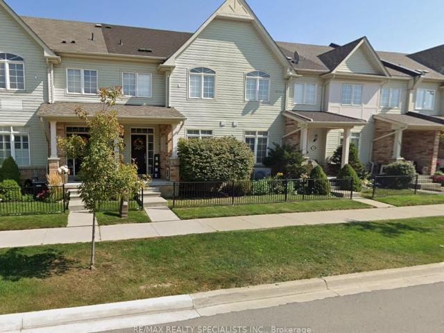 Townhouse for sale in Woburn, Ontario