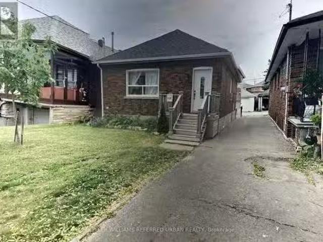 House for rent in Woburn, Ontario