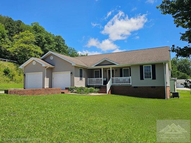 House for sale in Princeton, West Virginia