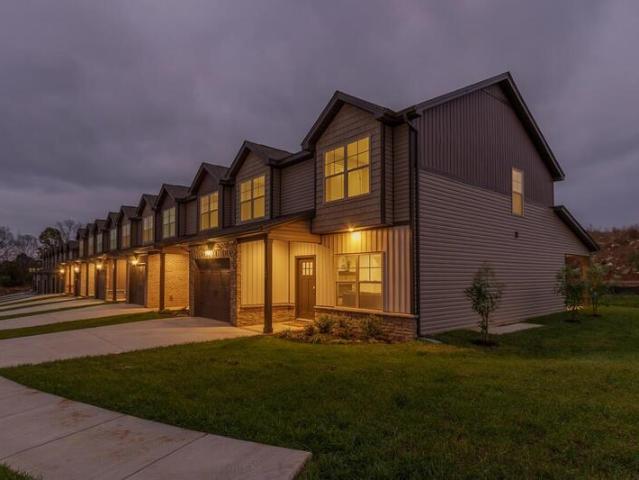 Townhouse for sale in Frankfort