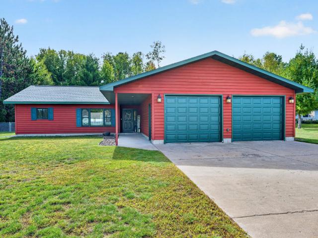 House for sale in Shell Lake, Washburn County