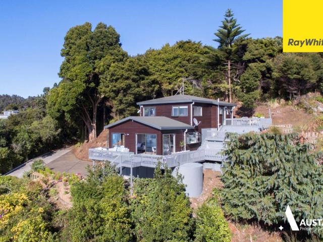 House for rent in Oratia