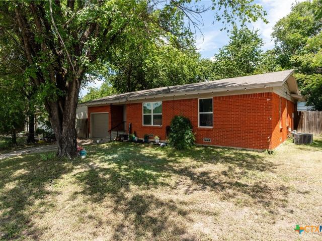 House for sale in Gatesville, Coryell County