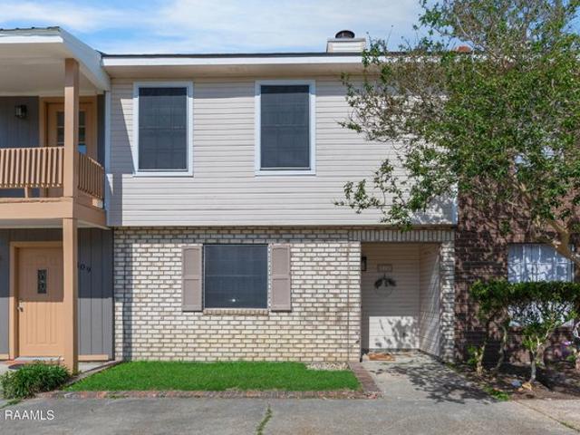 Townhouse for sale in Duson, Louisiana