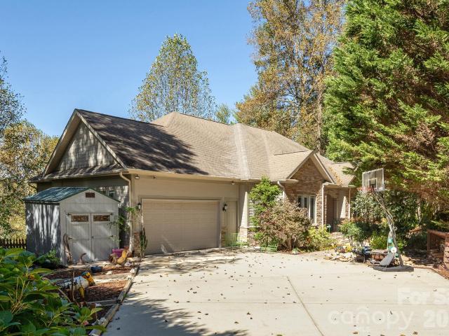 House for sale in Beaumont, Flat Rock