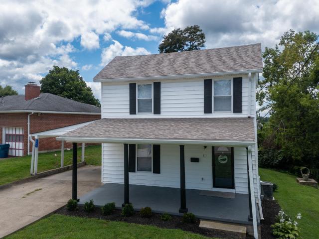 House for sale in Williamstown, Kentucky