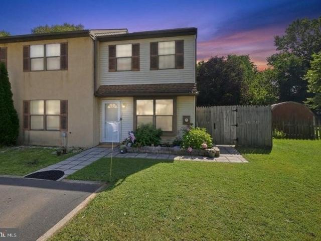 Townhouse for sale in Bucks, Pennsylvania