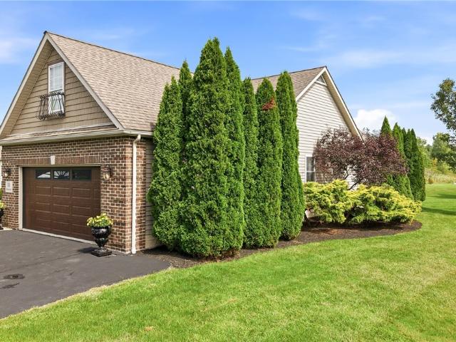House for sale in Copperlake Estates, Cortland