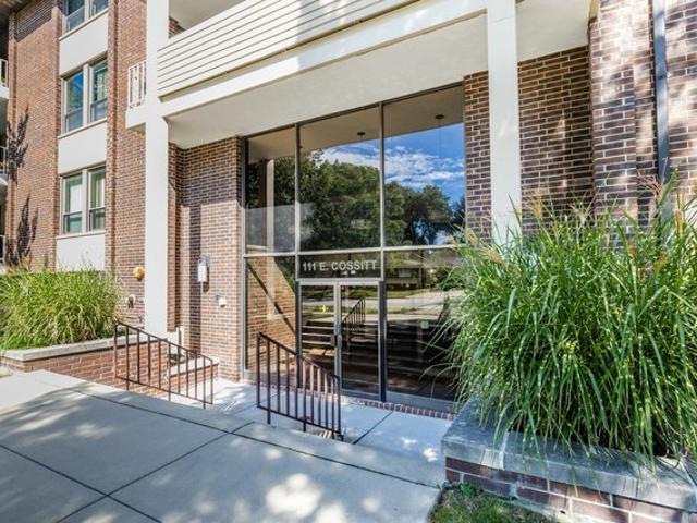 Condo for sale in La Grange, Cook County