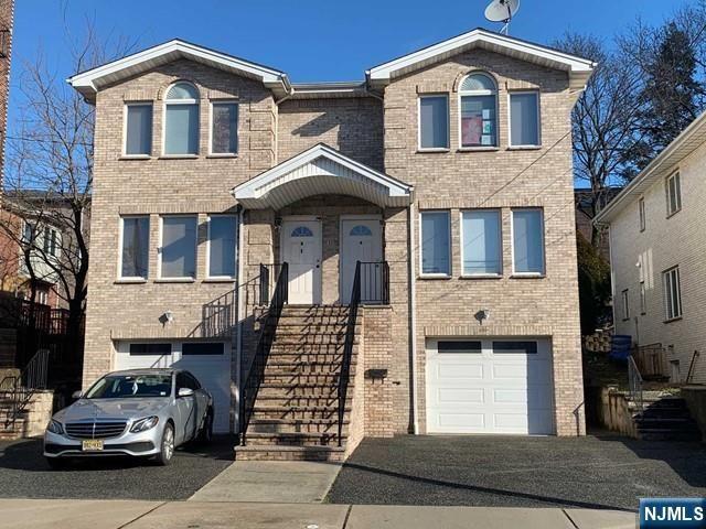Duplex for rent in Palisades Park Duplex for rent in Palisades Park