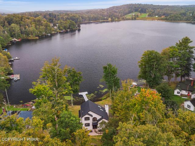 House for sale in Lake Ariel, Pennsylvania
