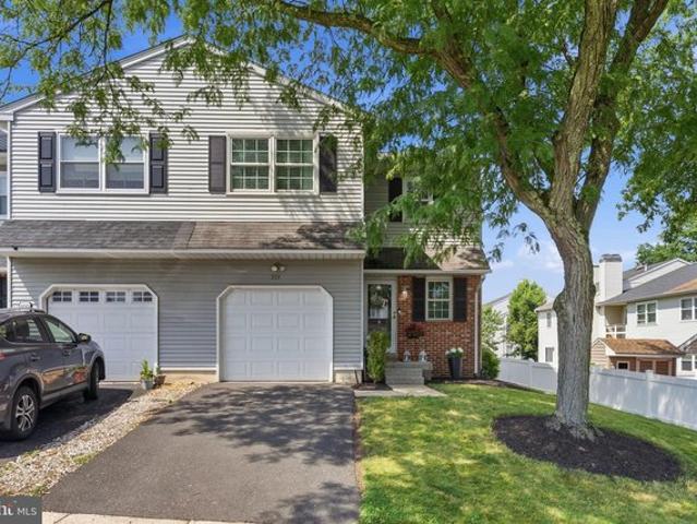 Townhouse for sale in North Wales, Pennsylvania