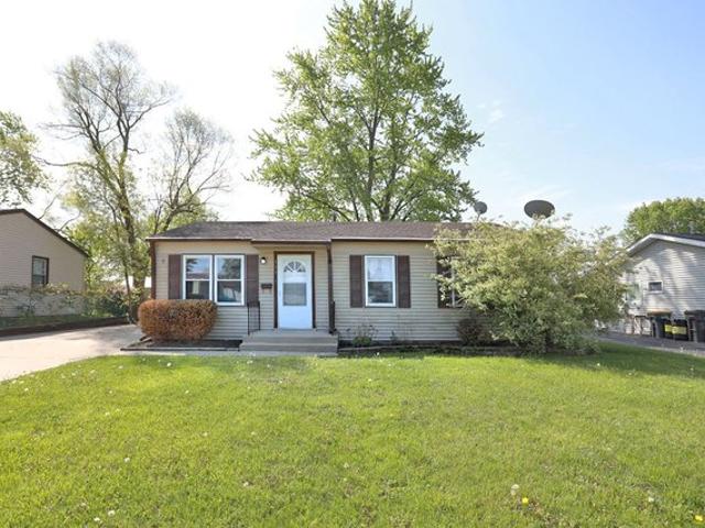 House for sale in Streamwood, Illinois