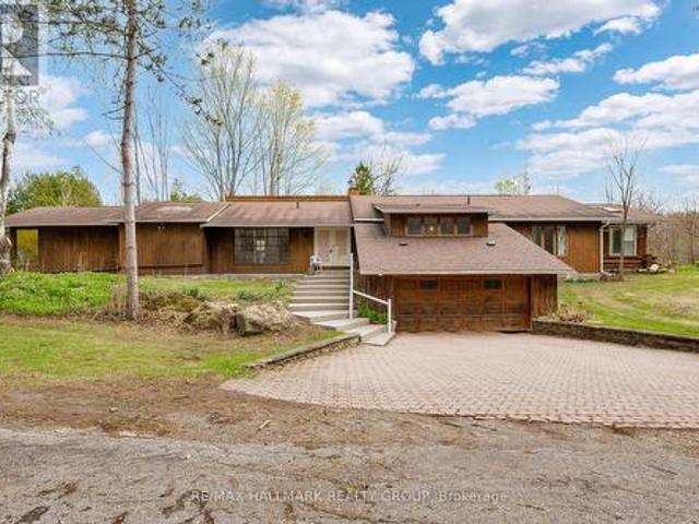 House for sale in Tay Valley, Ontario