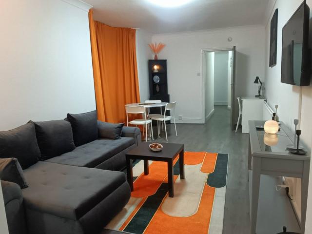 Apartment for rent in London Borough of Barking and Dagenham, Greater London