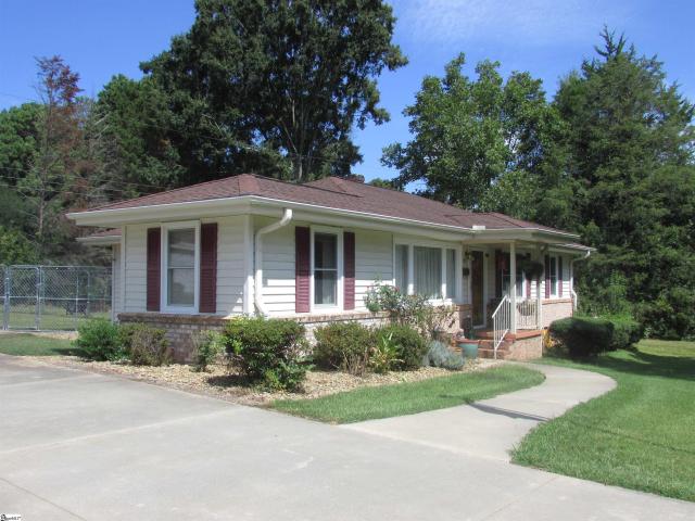 House for sale in Laurens, South Carolina