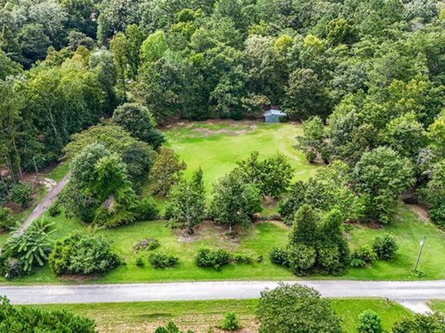 Land for sale in Bonneau, South Carolina