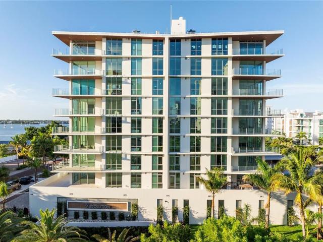 Condo for sale in Sarasota, Florida