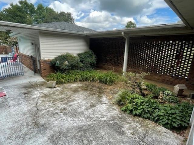 House for sale in Lawrenceburg, Middle Tennessee
