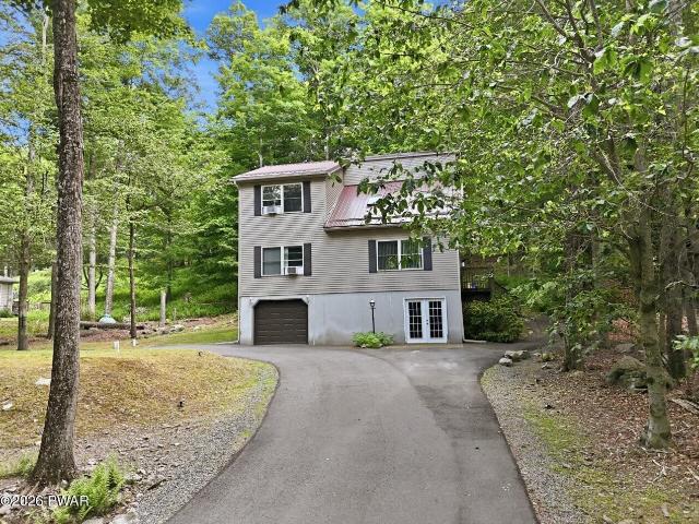 House for sale in Greentown, Pennsylvania