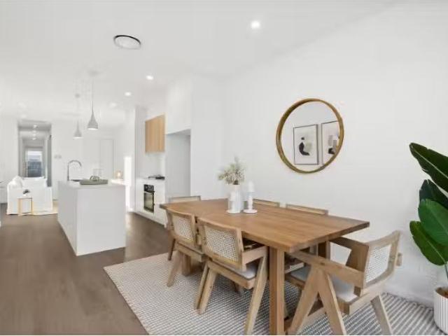 Condo for rent in Wollongong West, New South Wales