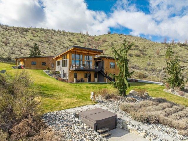 House for sale in Chelan, Washington