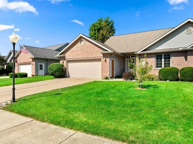 House for sale in Pekin, Illinois